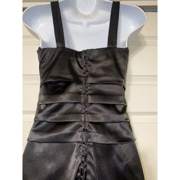 Black Satin Sleeveless Knee-Length Dress With Pleated Waist And Square Neckline - Picture 7 of 7